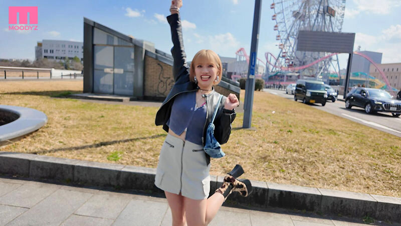 【痴女】 今日は最高射精回数目指そうな 遠距離恋愛の彼女と朝から夜まで...