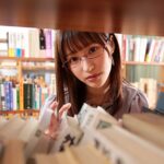 【痴女】 抵抗できないよう僕を拘束し笑みを浮かべジワジワ痴女ってくる文学女子 天使もえ ＜FANZA＞