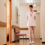 【痴女】 股下3センチ美脚タイトミニスカナースの誘惑 星宮一花 ＜FANZA＞