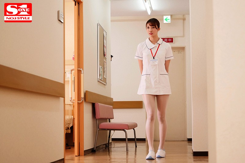 【痴女】 股下3センチ美脚タイトミニスカナースの誘惑 星宮一花 ＜FA...