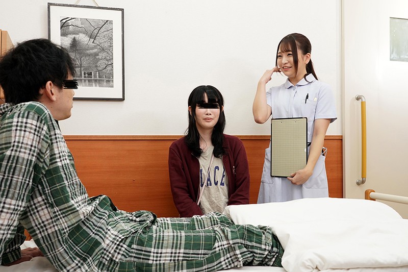 【痴女】 「欲求不満の看護師さんに耳元でこっそり淫語を囁かれ勃起したら...