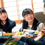 【痴女】 上からの濃厚ベロちゅうと下からのスローフェラで同時に責められ連続抜きする痴女っこ姉妹 ＜FANZA＞