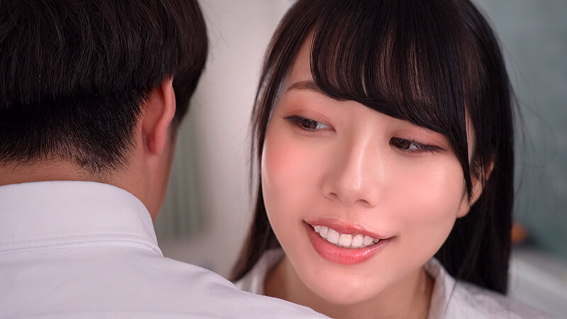 【痴女】 美人で優しい先生の裏の顔は…学内の男をM男クンに育ててイジメ...