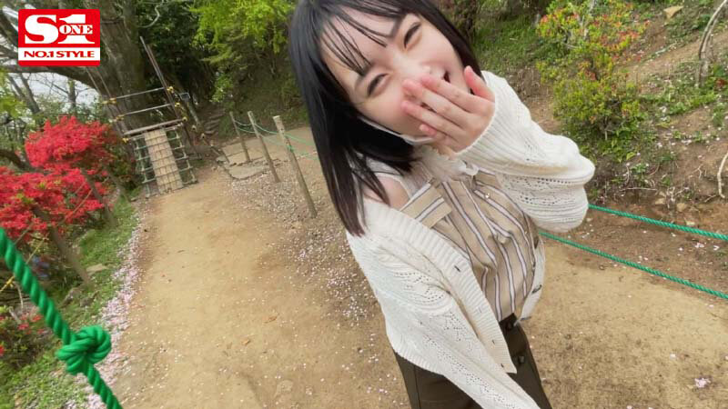 【痴女】 笑って、はしゃいで、イキ止まない。 デート指令で拘束されたり...