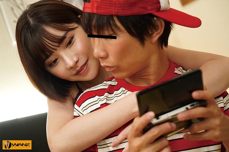 【痴女】 欲求不満お姉さんと射精大好きマサオ君がまさかの相部屋！ホテル...