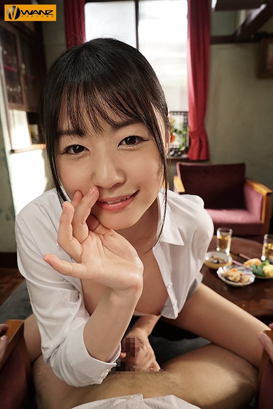 【痴女】 大人になった姪っ子に妊娠OK淫語と大胆パンチラで誘惑され続け...