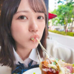 【痴女】 「ヒマしてるなら、一緒に遊びませんか？」こんな可愛い子が俺を逆ナン！？あざと可愛い痴女J系が発情しながら迫ってきてイチャラブ中出しSEX（メスガキ17） 小野寺舞 ＜FANZA＞