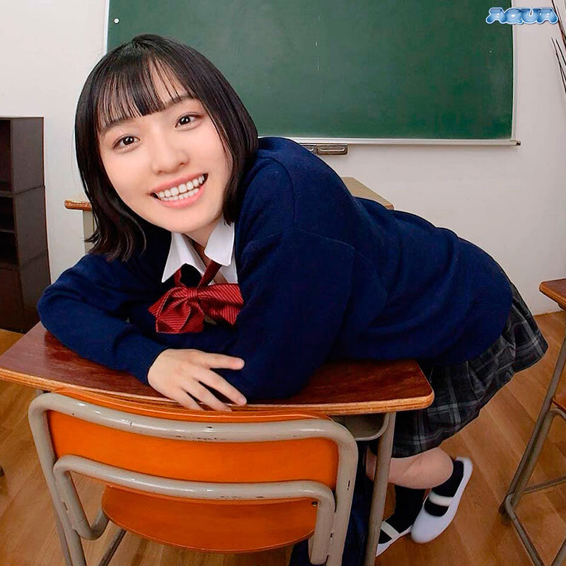 【痴女】 【VR】暇だから陰キャなクラスメイトの男子をパンチラ見せつけ...