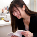 【痴女】 もう我慢できない！見せつけ誘惑で俺を翻弄する小悪魔姪っ子 末広純 ＜FANZA＞