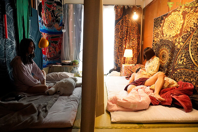 【痴女】 実はこの女芸人、相方の彼氏を寝とっています。漫才中にどつかれ...