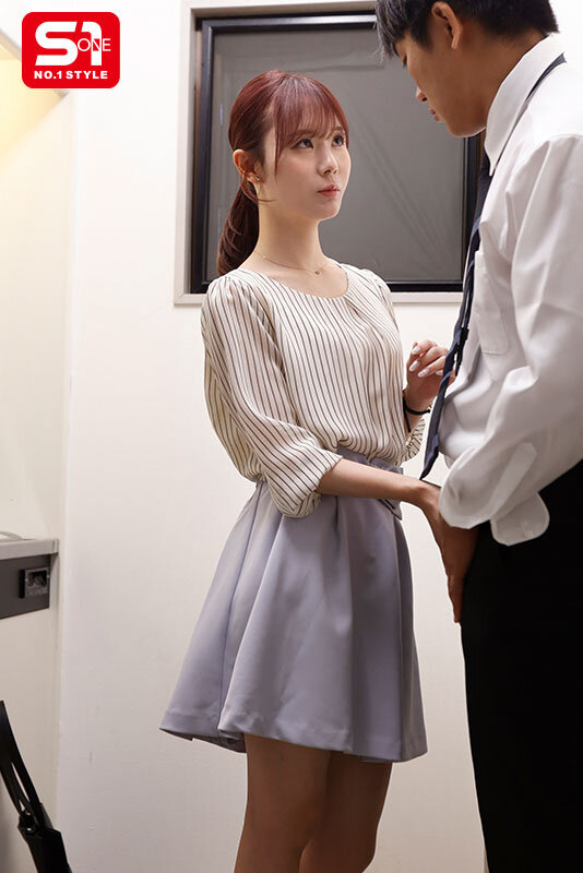 【痴女】 「彼女がフェラしてくれない…」と、女友達に相談した瞬間、ち●...