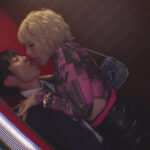 【痴女】 ジョッバジョバ虹の黄金イキを繰り返し、アクメる度にHYPER潮吹きフィーバー。徹底的に肉棒を味わいネブリ尽くす最高級下品女のぱねぇ熱帯雨林性交。 乙アリス ＜FANZA＞