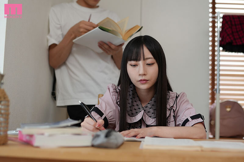 【痴女】 引きこもりヤンデレ地雷生徒を野外に連れ出したらラブホテルに連...