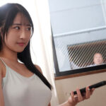 【痴女】 男なら絶対断れない！ とてつもなくいやらしい下着姿で中年おやじに見せつけ誘惑してくる向かいの部屋の露出狂お姉さん 小野坂ゆいか ＜FANZA＞