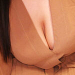 【痴女】 大阪弁の肉感ムチムチ爆乳痴女お義姉さんとの禁断性活 ＜FANZA＞