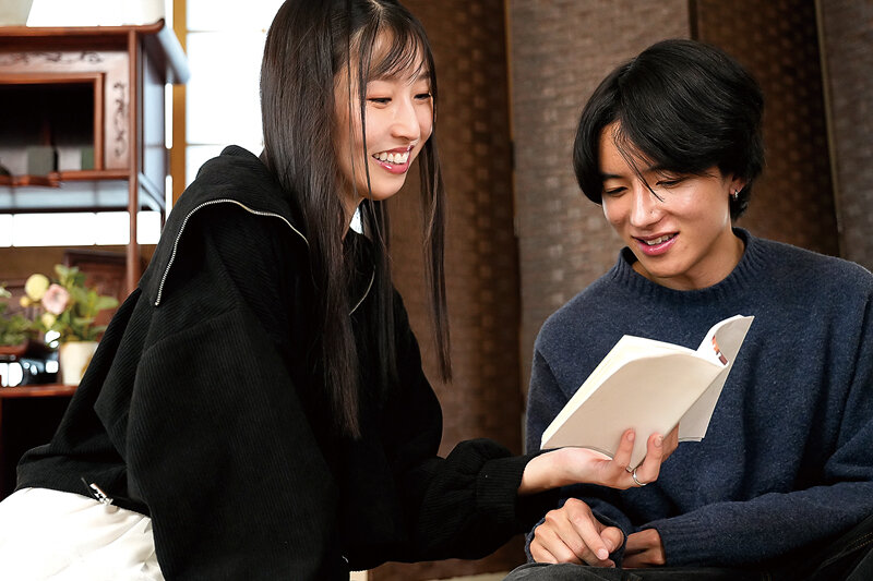 【痴女】 居候先のドえろい奥さんに翻弄される僕 藤咲紫 ＜FANZA＞