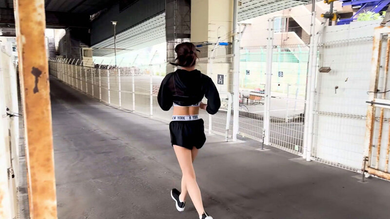 【痴女】 【イイ女が過ぎる！！ランニング女子と即ホテイン！！】【締まっ...