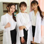 【痴女】 【VR】【8K】美人で大人なJ系トリオが保健室の先生になって、教師（僕）の大人チ○ポをひたすら痴女責めで何発も抜いてくる！ ＜FANZA＞