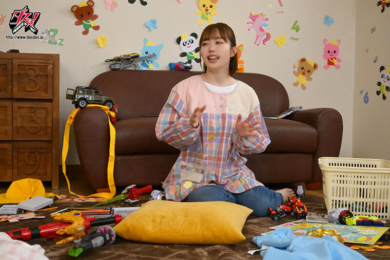 【痴女】 みさおせんせーが僕らのペニちゃんヨチヨチ可愛がってデカパイぱ...