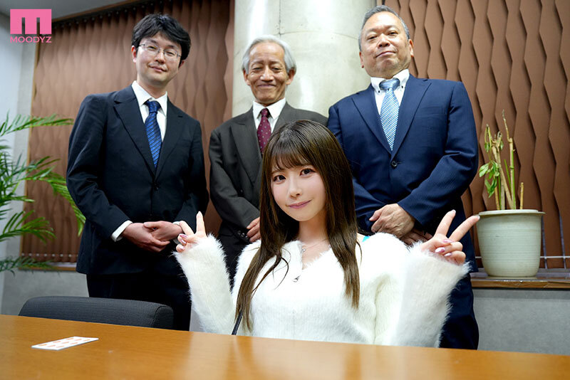 【痴女】 応募総数167社の中から選ばれたラッキーな会社に葵いぶきが1...