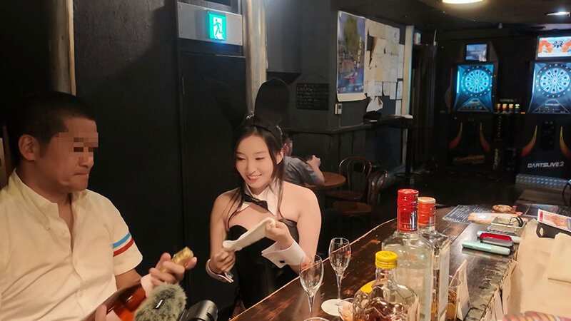 【痴女】 止まらない誘惑 天性の小悪魔バニーのチンデレ淫語 月野かすみ...