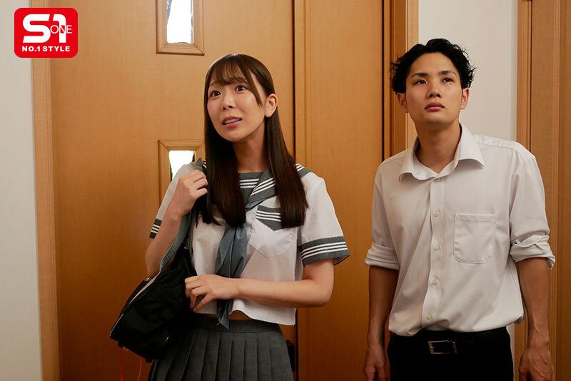 【痴女】 彼女のマッマが女性ホルモン真っ盛りで僕のチ●ポを横取り挿入マ...