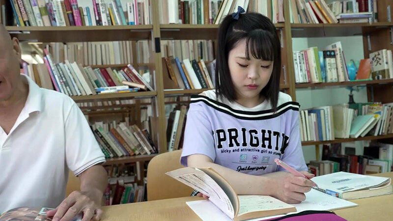 【痴女】 図書館で夏休み中の私服J〇を 尾け回して寸止めマ〇コいじりを...