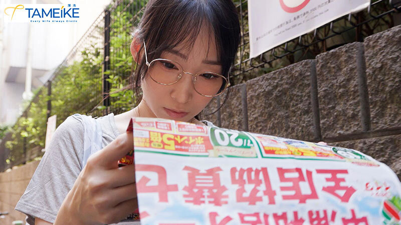 【痴女】 筋肉バリキレ！性欲異常！男の汗と精子の匂いでドスケベ覚醒する...