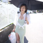 【痴女】 むっちり巨乳で強●ボッキさせてそのままズッポリ 性欲モンスター奥様の入れ喰い露出おっぱい逆ナンパ 奥田咲 ＜FANZA＞