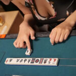 【痴女】 酔った勢いの悪ノリ脱衣麻雀が…罰ゲームのエロコス着て豹変した豪運痴女に僕ら全員ひんむかれ、精子払いを強要されたドスケベ徹マン役満追撃で濃厚パイズリ＆強●中出し 役野満里奈 ＜FANZA＞