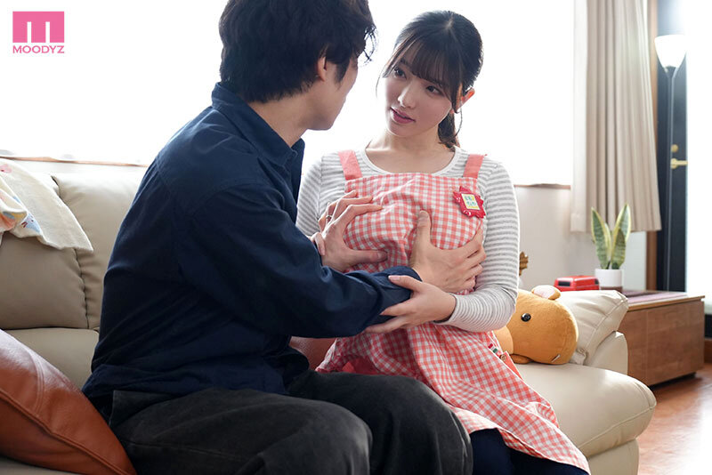 【痴女】 「私は2番目でもイイですよ」妻子が実家帰省中に、乳デカ保母さ...