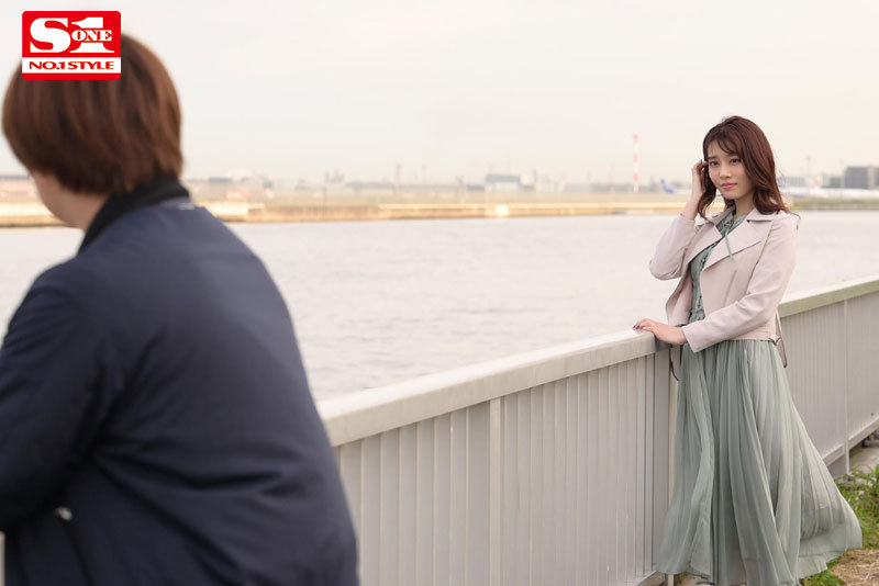 【痴女】 最愛の人と数年ぶりの再会…一緒に過ごせる僅か数時間は寝る間も...