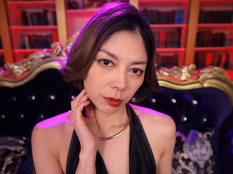 【痴女】 ブタ鼻チン嗅ぎ淫語マダム 卯水咲流 ＜FANZA＞