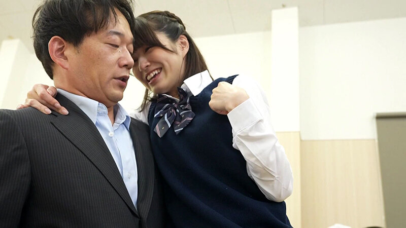 【痴女】 バレヤバ状況で囁き淫語挑発する小悪魔J系BEST11時間 ＜...