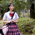 【痴女】 【人生初飲尿】「ご主人様のおしっこが大好き！」ガブガブごくごく、都合の良い飲尿J系メイド・めぐりちゃん 美ノ嶋めぐり ＜FANZA＞