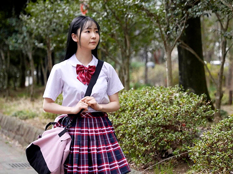 【痴女】 【人生初飲尿】「ご主人様のおしっこが大好き！」ガブガブごくご...