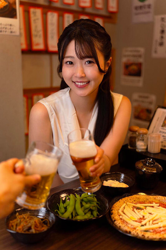 【痴女】 お気に入りの可愛い後輩OLが酔った勢いで豹変！？バレたらヤバ...