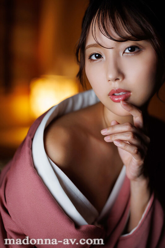 【痴女】 耳元で甘く誘い、快楽へと導く、極上のおもてなし旅館─。 淫語...